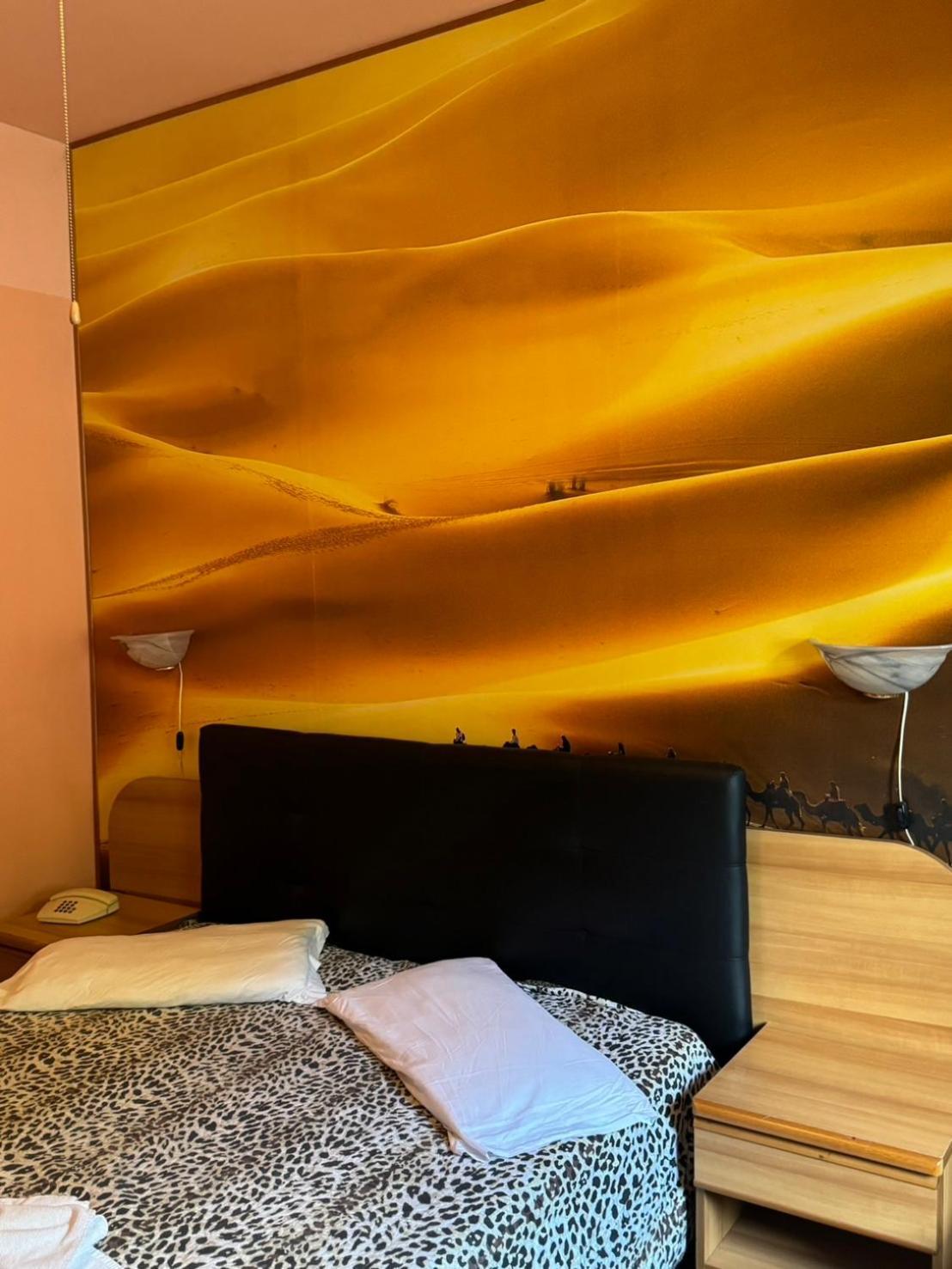 Sleep Well Hotel Total 2 Stelle Pisogne Room photo