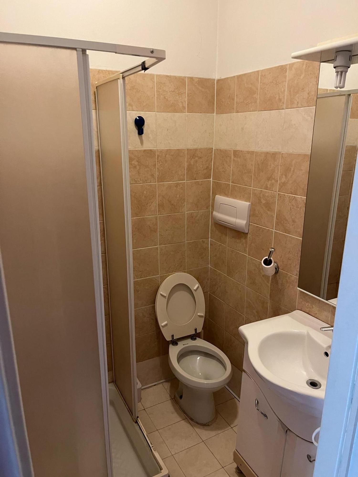 Sleep Well Hotel Total 2 Stelle Pisogne Room photo